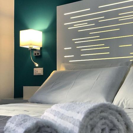 B&B Angolo83 Palermo Centro ภายนอก รูปภาพ