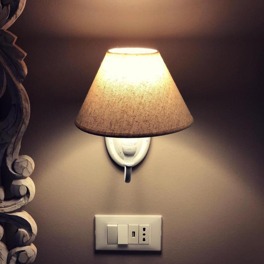 B&B Angolo83 Palermo Centro ภายนอก รูปภาพ