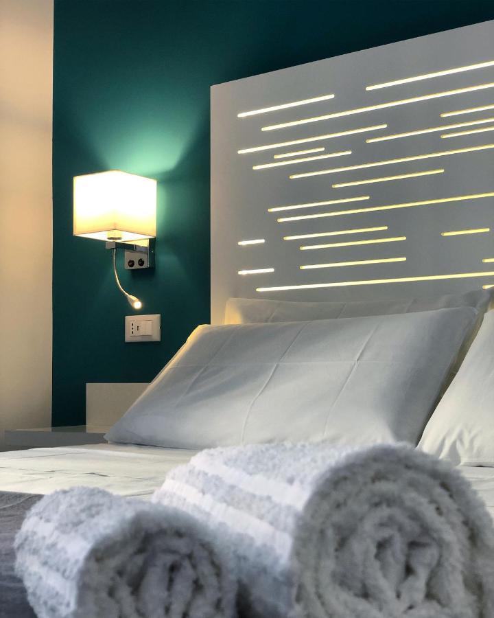 B&B Angolo83 Palermo Centro ภายนอก รูปภาพ